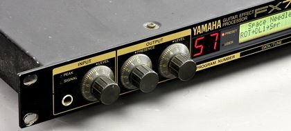 Yamaha-FX770